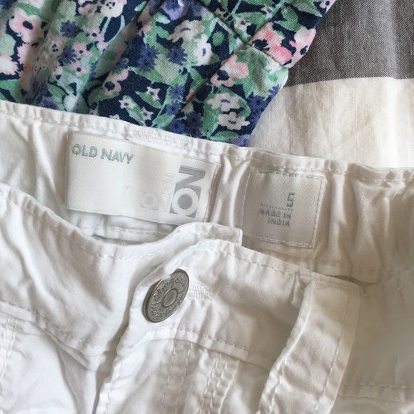 Old Navy Girls Cropped Pants - Size 5 - Picture 4 of 4
